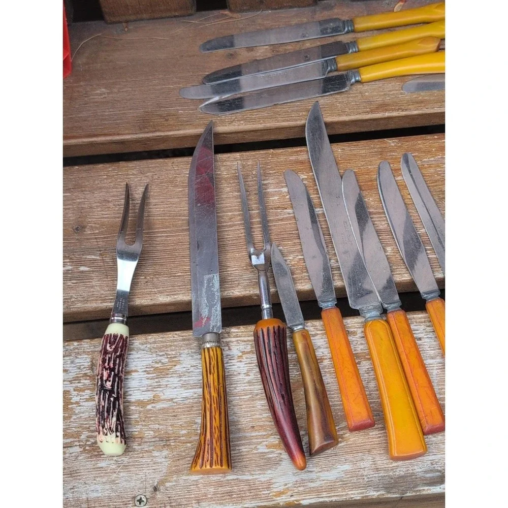 N/A bakelite utensils